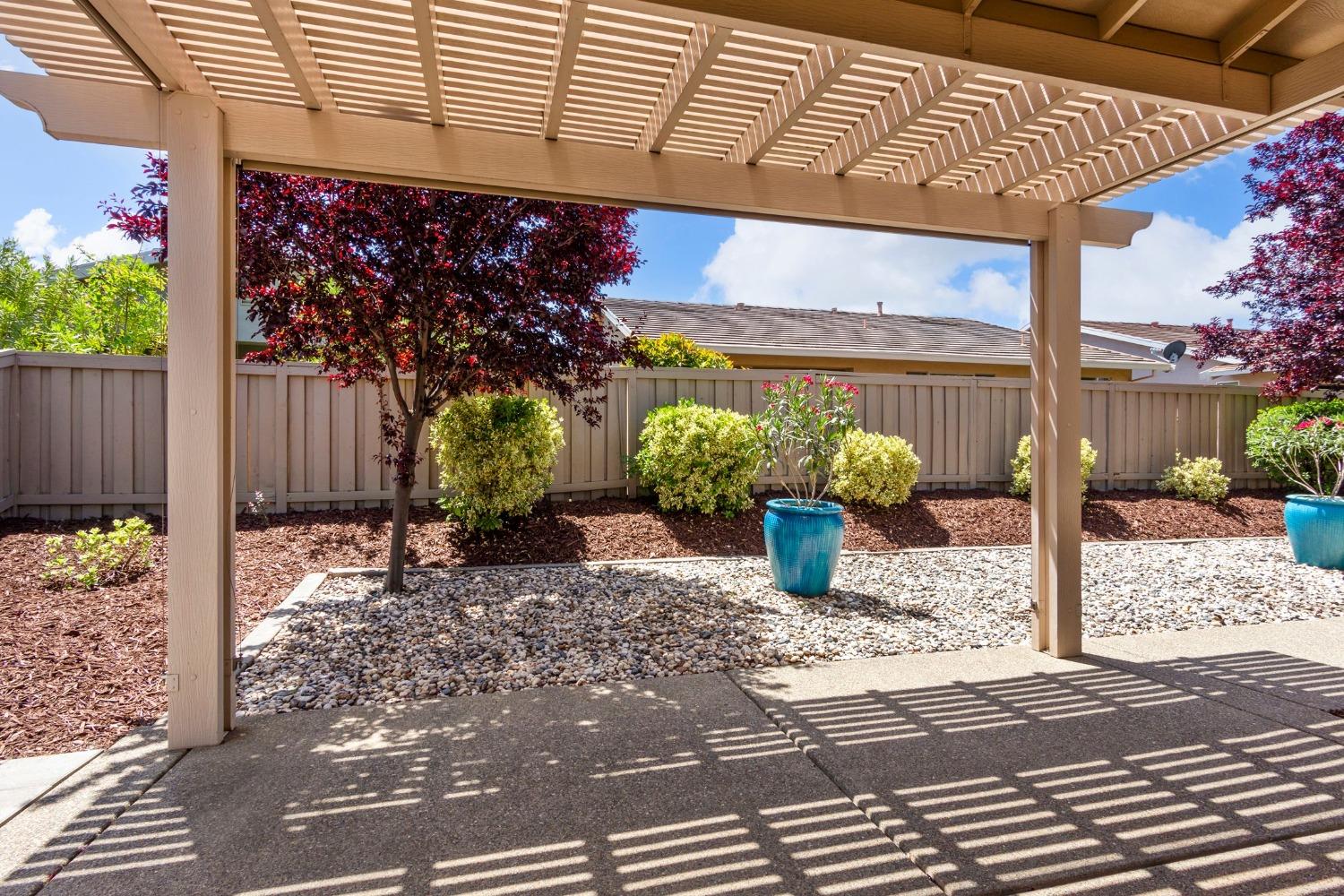 Detail Gallery Image 37 of 42 For 1239 Hawthorne Ln, Lincoln,  CA 95648 - 2 Beds | 2 Baths