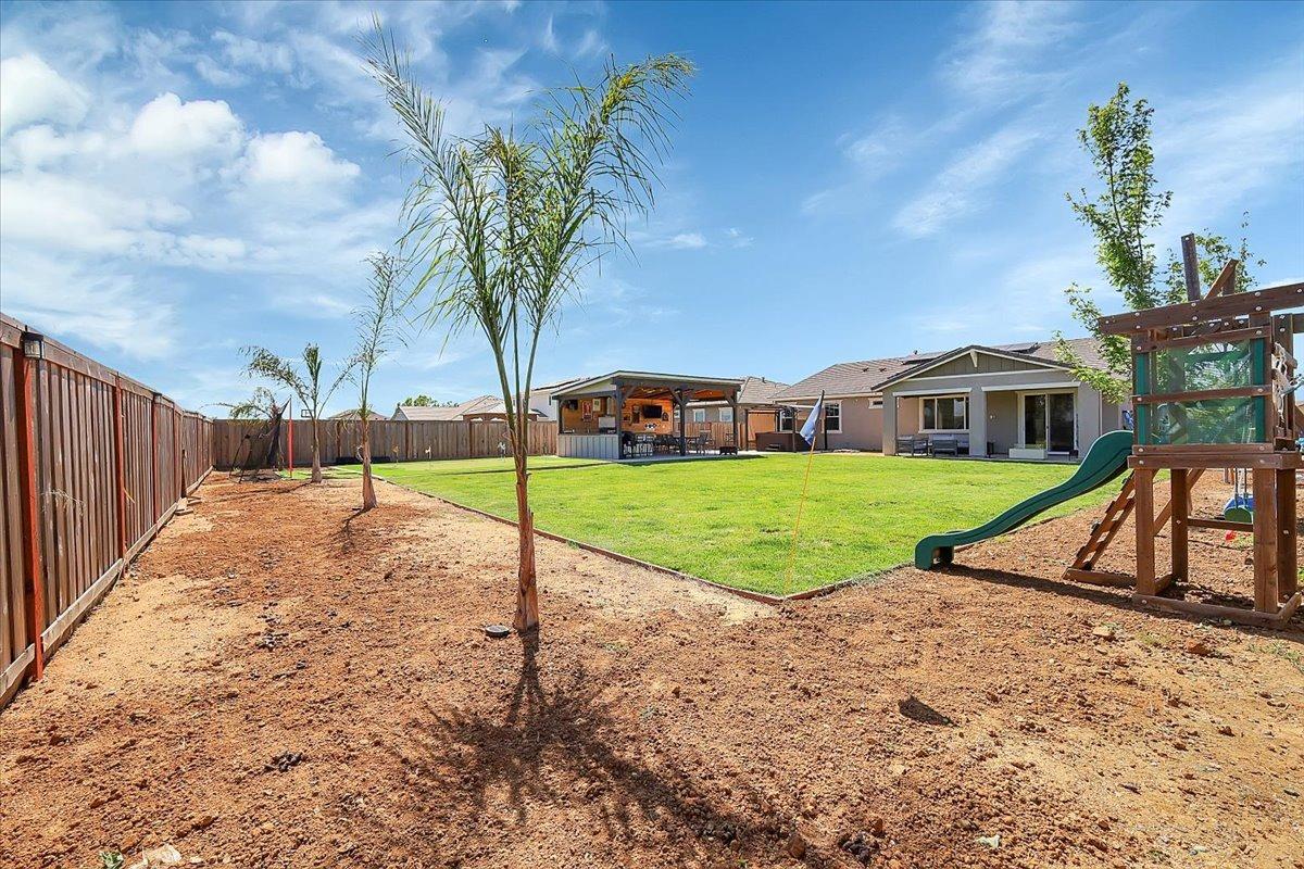 Detail Gallery Image 54 of 63 For 1465 Minories Dr, Plumas Lake,  CA 95961 - 3 Beds | 2 Baths