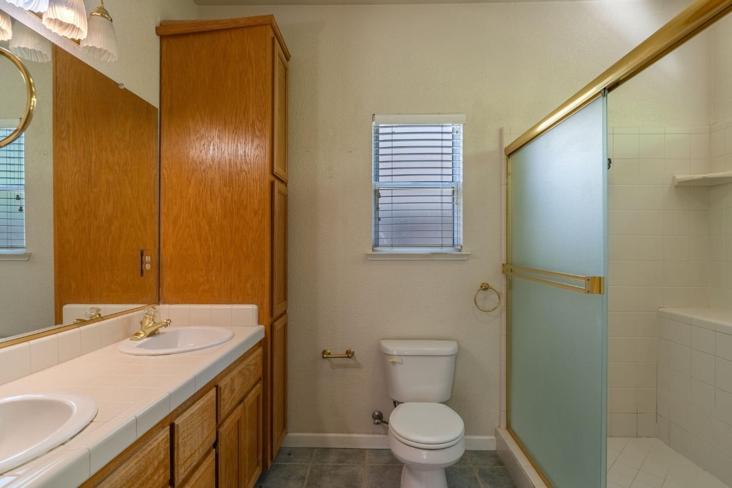 Detail Gallery Image 28 of 32 For 2205 Curzon Dr, Modesto,  CA 95355 - 3 Beds | 2 Baths