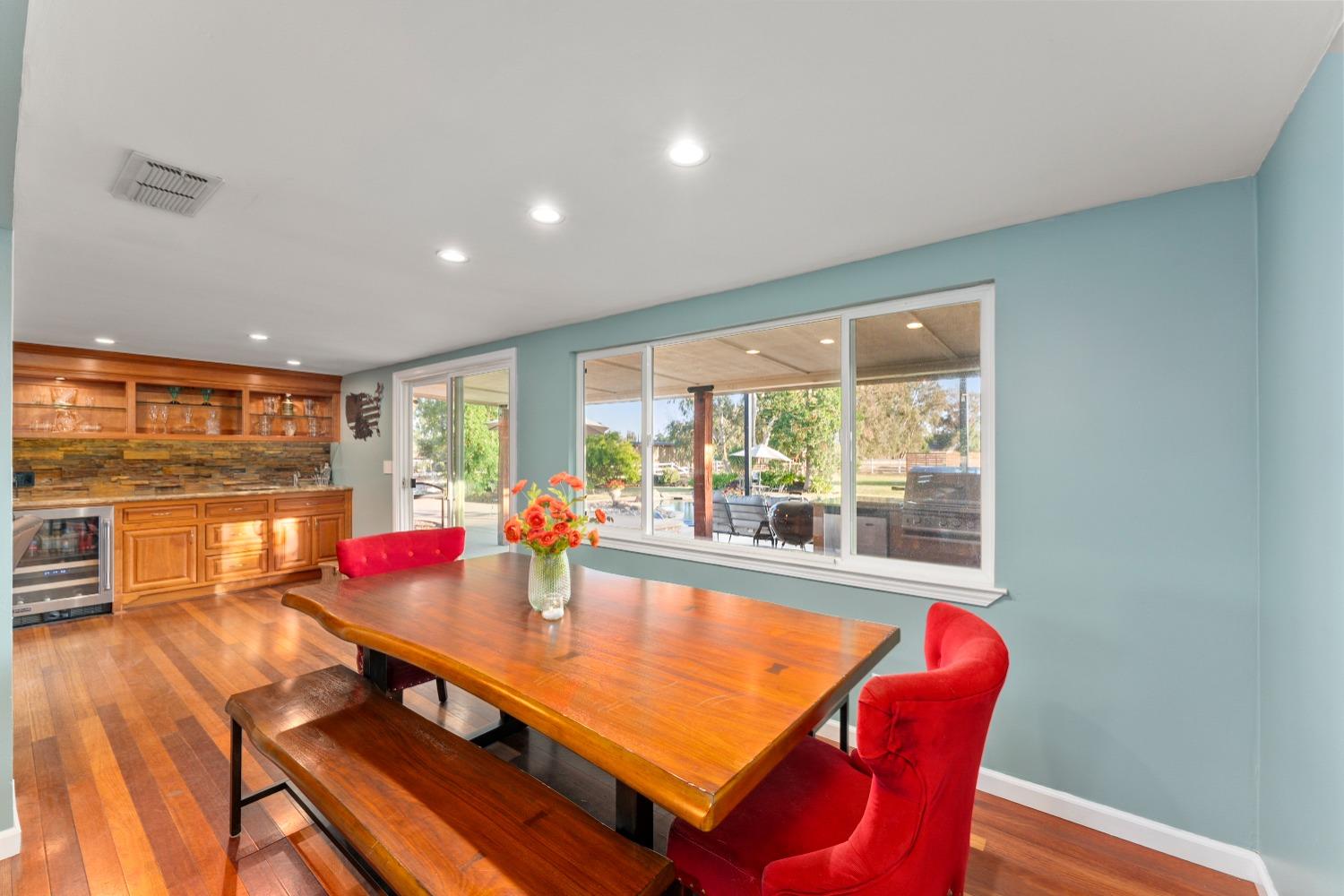 Detail Gallery Image 21 of 99 For 11750 Cresthill Dr, Elk Grove,  CA 95624 - 4 Beds | 2 Baths