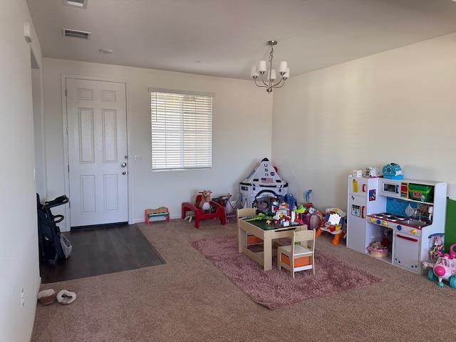 Detail Gallery Image 4 of 19 For 4413 Secretariat Way, Roseville,  CA 95747 - 3 Beds | 2 Baths