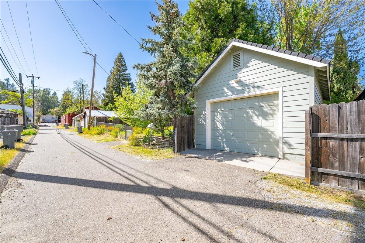 Detail Gallery Image 54 of 70 For 30 W Grass Valley St, Colfax,  CA 95713 - 4 Beds | 2 Baths