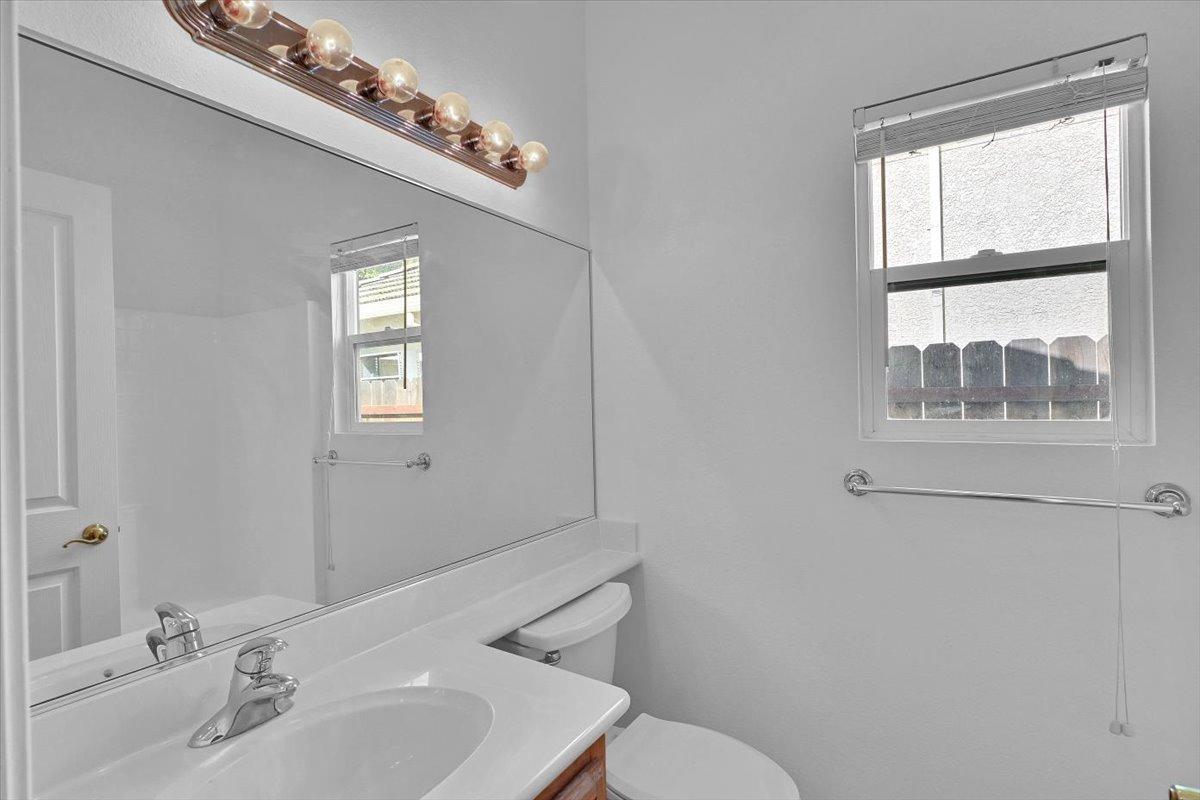 Detail Gallery Image 33 of 46 For 9668 Harvest View Way, Sacramento,  CA 95827 - 3 Beds | 2 Baths