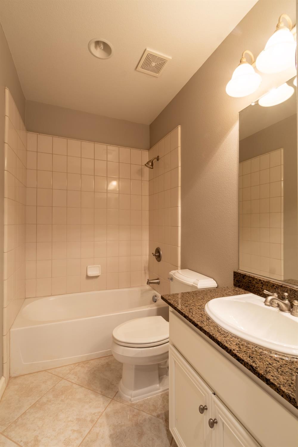 Detail Gallery Image 15 of 86 For 306 W Conejo Ave, Mountain House,  CA 95391 - 5 Beds | 4 Baths