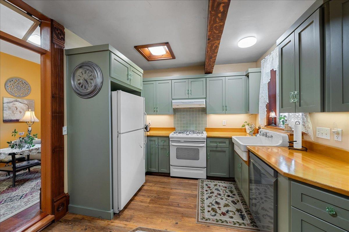 Detail Gallery Image 13 of 70 For 30 W Grass Valley St, Colfax,  CA 95713 - 4 Beds | 2 Baths
