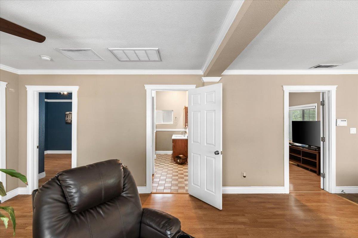 Detail Gallery Image 18 of 35 For 120 W Jackson St, Stockton,  CA 95206 - 3 Beds | 1 Baths