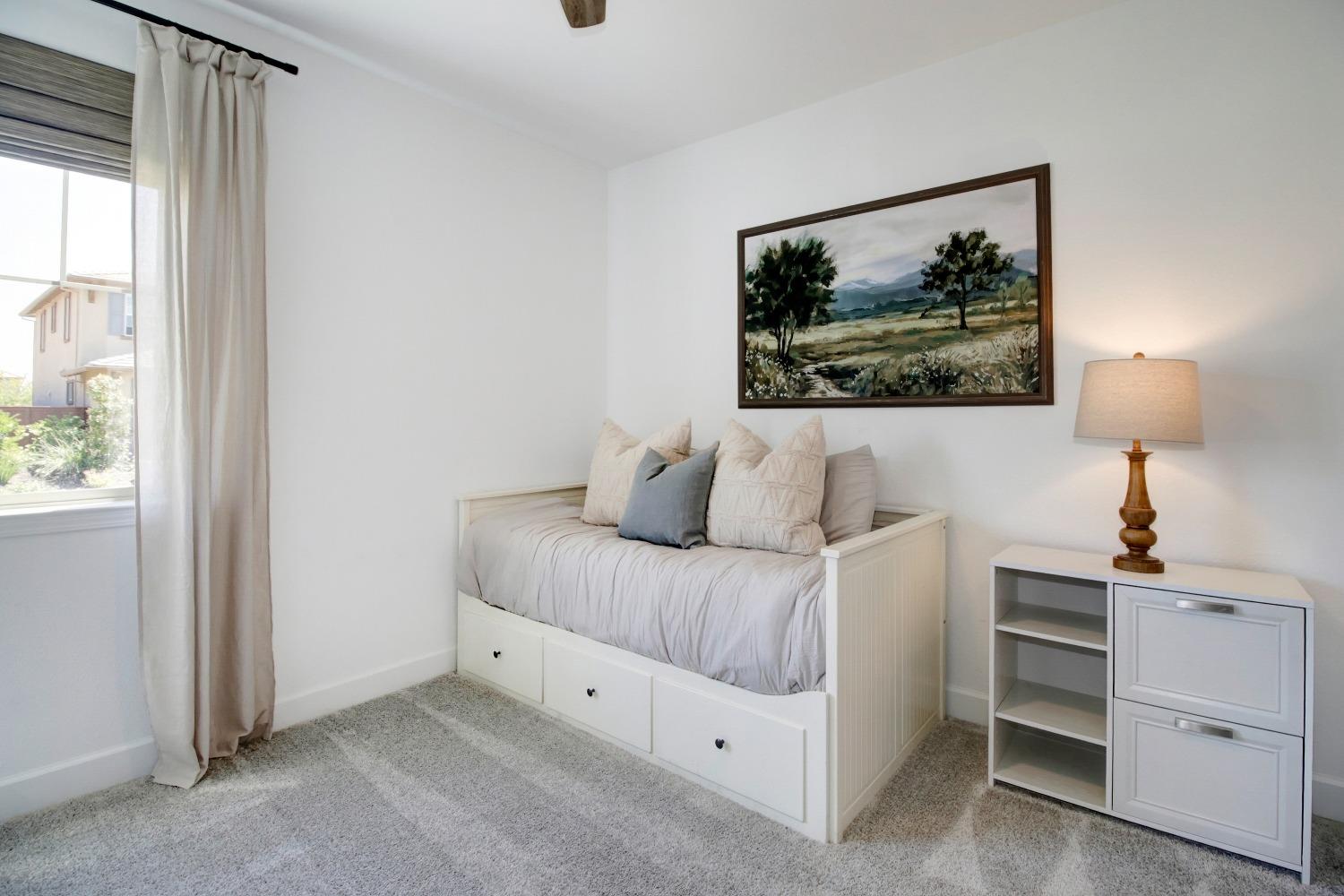 Detail Gallery Image 31 of 54 For 5480 Fandango Loop, Roseville,  CA 95747 - 4 Beds | 2/1 Baths