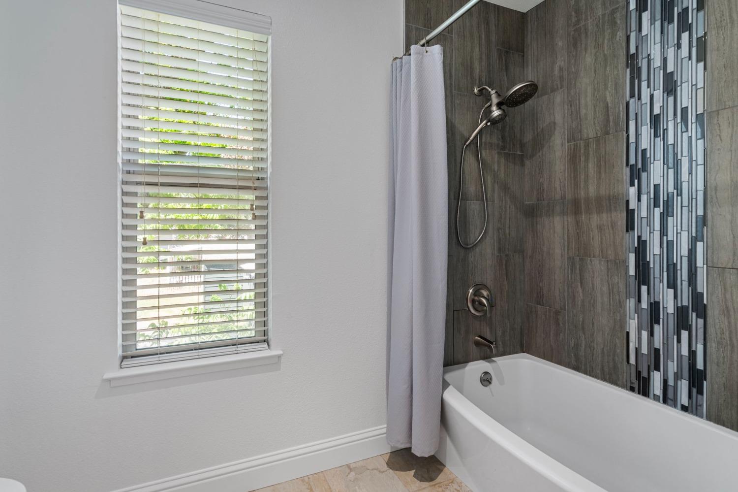 Detail Gallery Image 25 of 28 For 999 Porter Ave #12,  Stockton,  CA 95207 - 2 Beds | 1 Baths