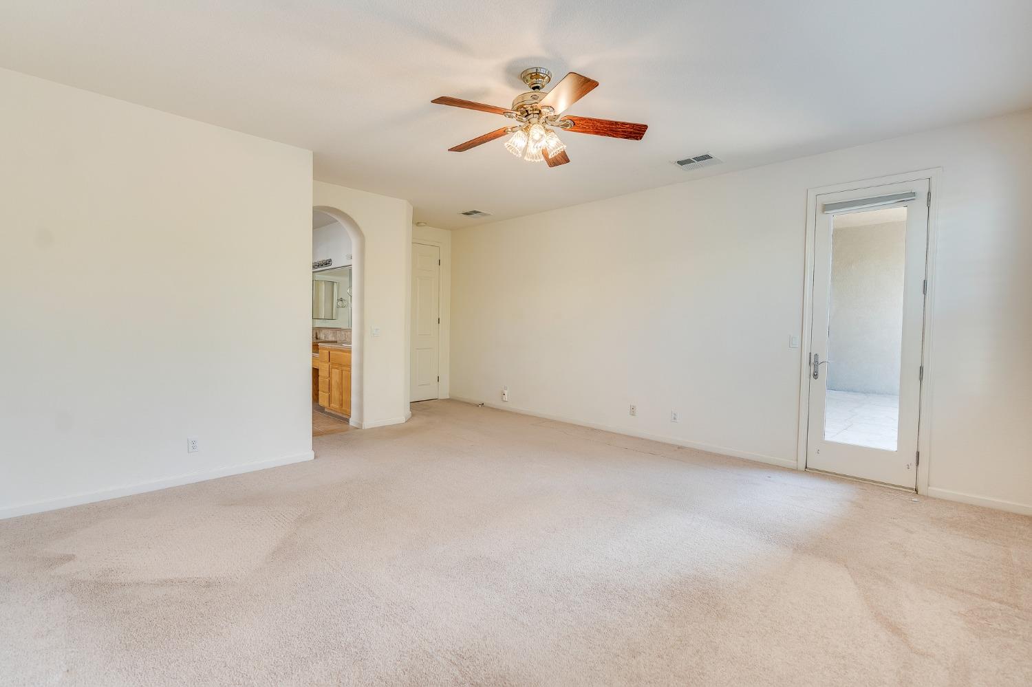 Detail Gallery Image 48 of 77 For 2080 Maximillian Ct, Los Banos,  CA 93635 - 4 Beds | 2/1 Baths