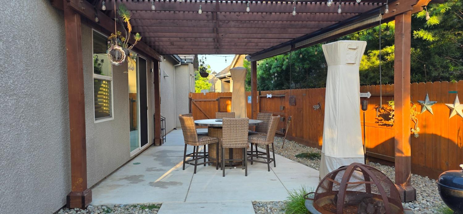 Detail Gallery Image 35 of 39 For 1731 Crystal Ct, Los Banos,  CA 93635 - 4 Beds | 2 Baths