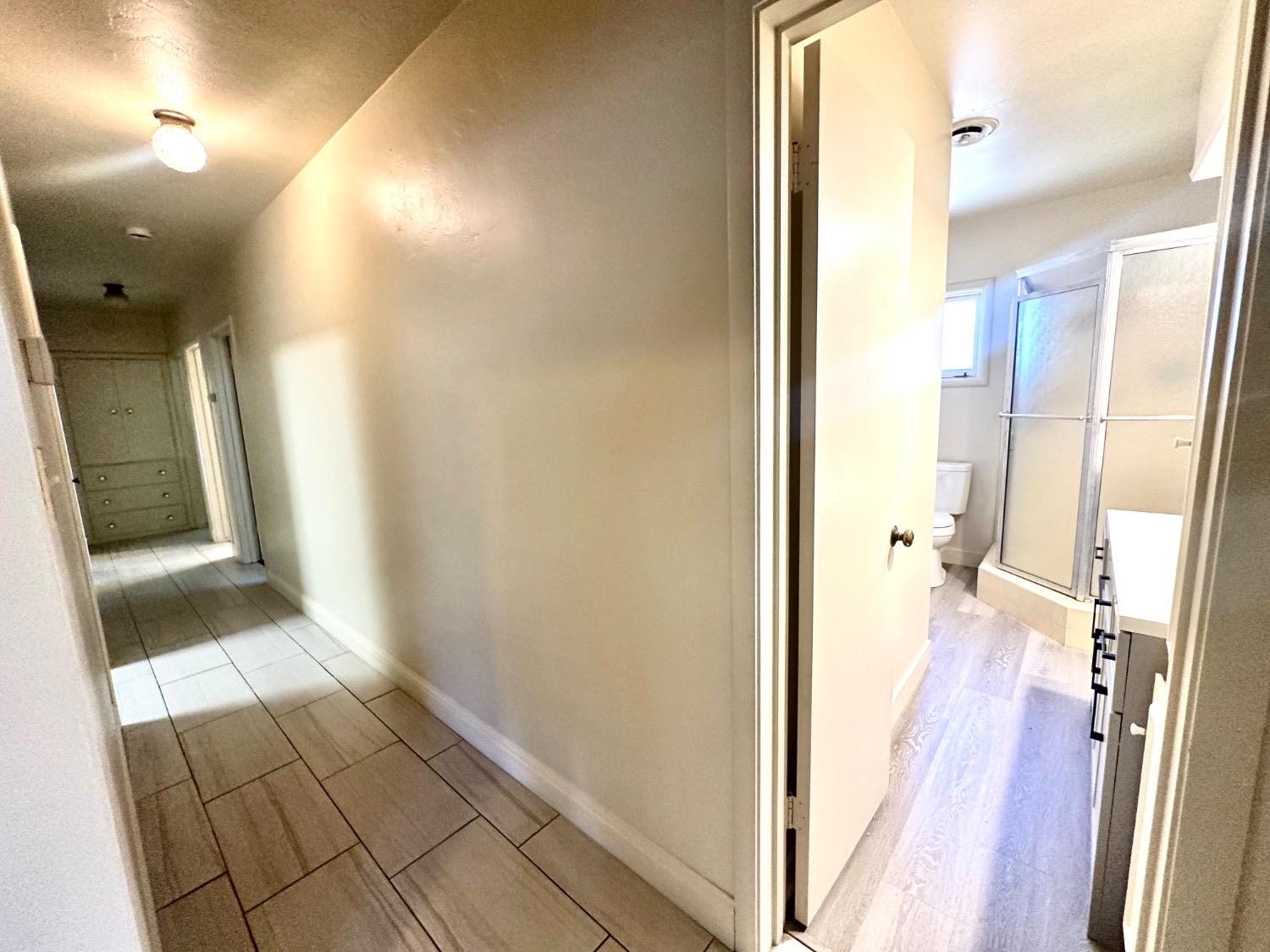 Detail Gallery Image 25 of 29 For 1112 S Country Club Blvd, Stockton,  CA 95204 - 3 Beds | 2 Baths