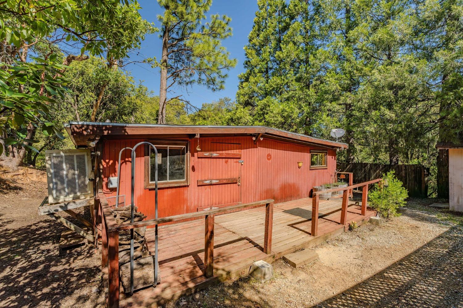 Detail Gallery Image 7 of 31 For 22895 Rocky Ln, Pioneer,  CA 95666 - 2 Beds | 1 Baths