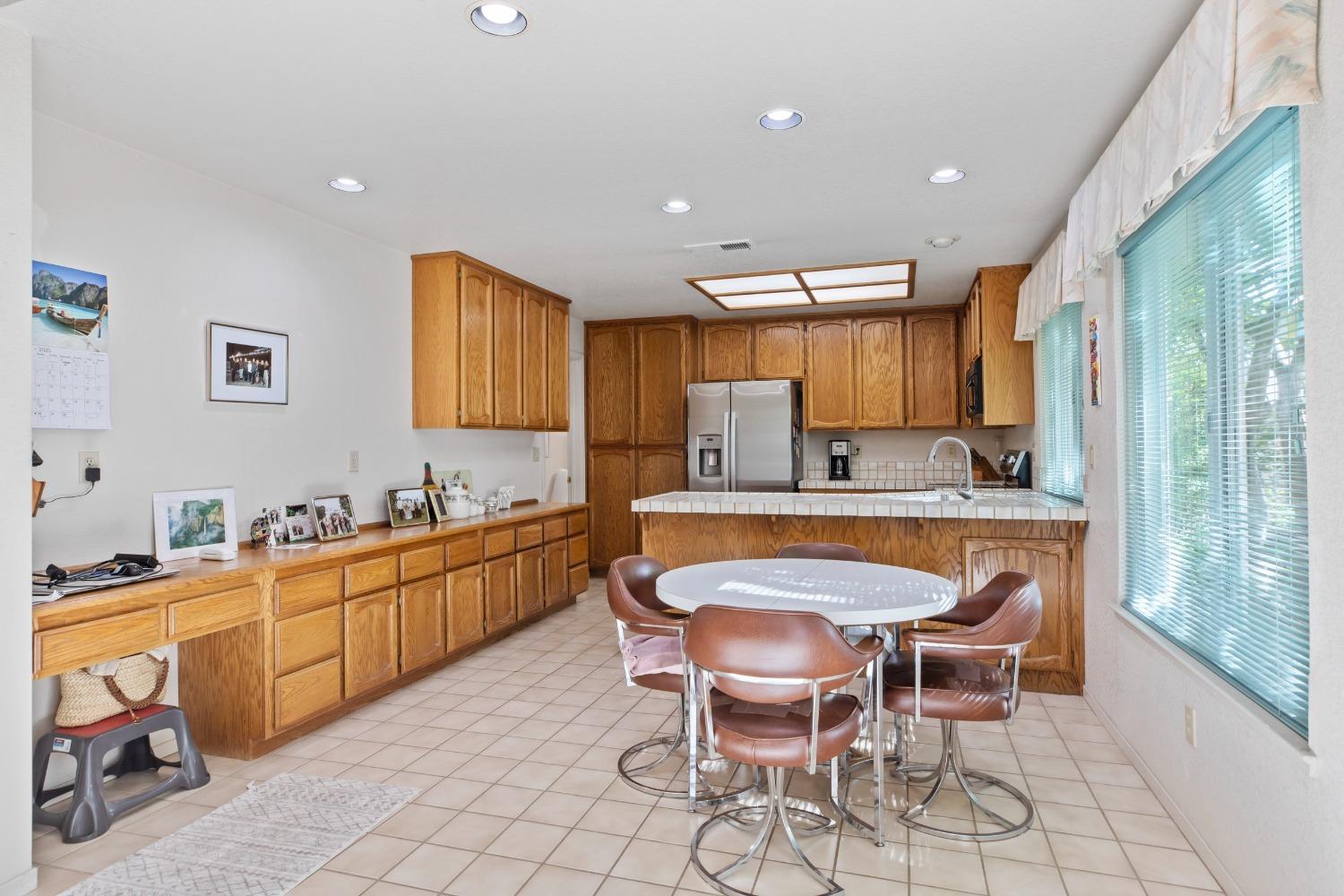 Detail Gallery Image 13 of 36 For 2954 Savanna Dr, Tracy,  CA 95377 - 3 Beds | 2/1 Baths