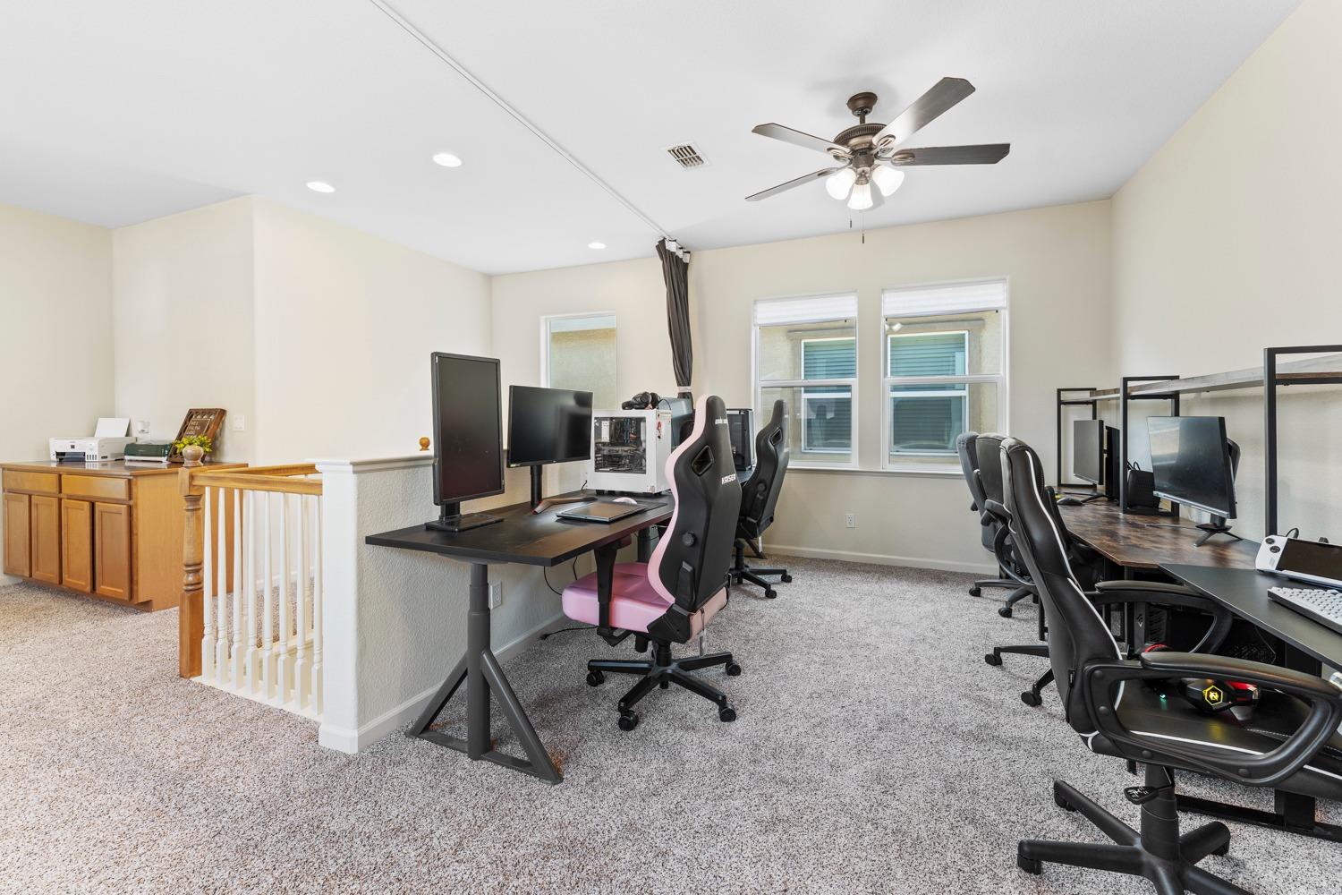 Detail Gallery Image 22 of 49 For 1869 Mammoth Way, Sacramento,  CA 95834 - 3 Beds | 3 Baths