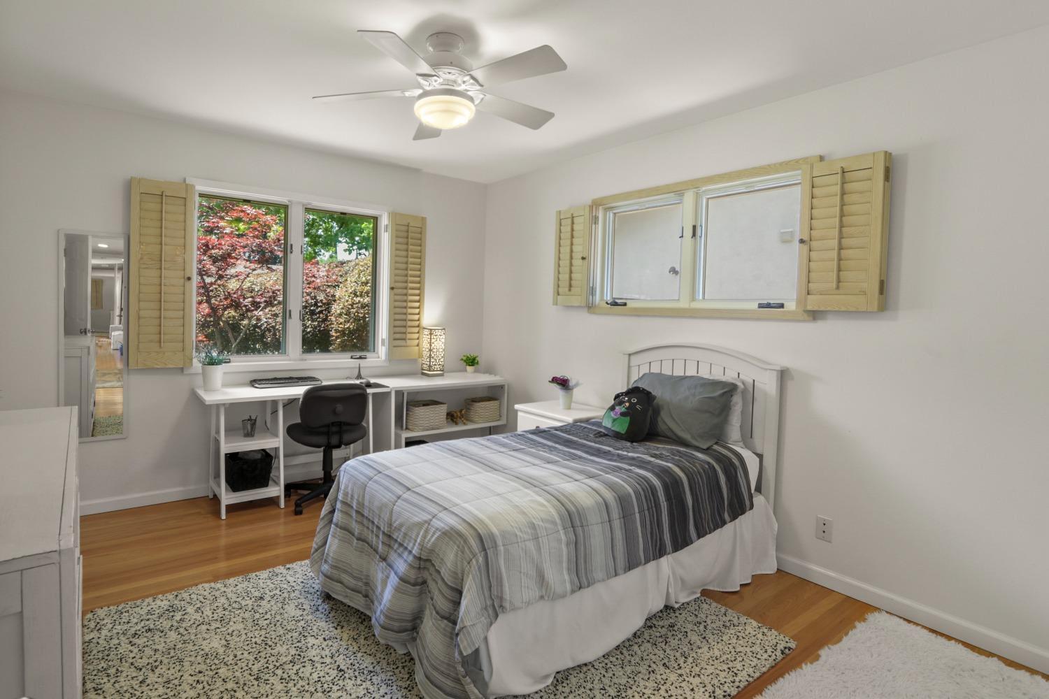 Detail Gallery Image 41 of 68 For 120 Clunie Dr, Sacramento,  CA 95864 - 4 Beds | 3/1 Baths