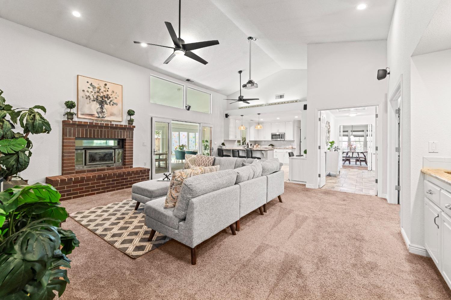 Bridlewood Drive, El Dorado Hills, California image 5