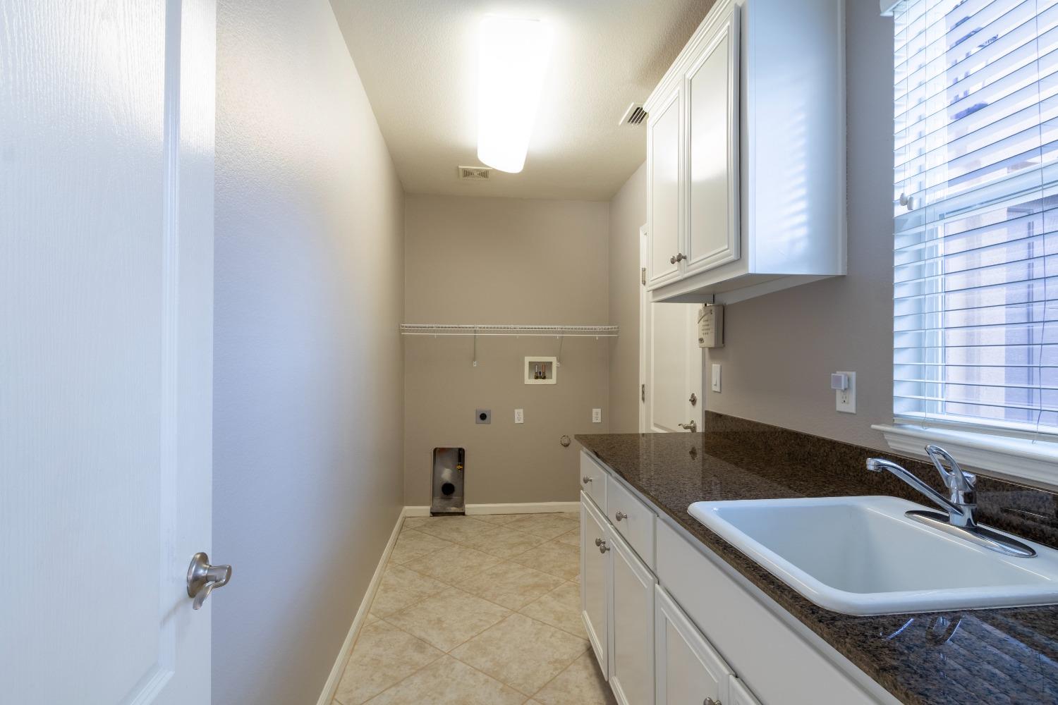 Detail Gallery Image 57 of 86 For 306 W Conejo Ave, Mountain House,  CA 95391 - 5 Beds | 4 Baths