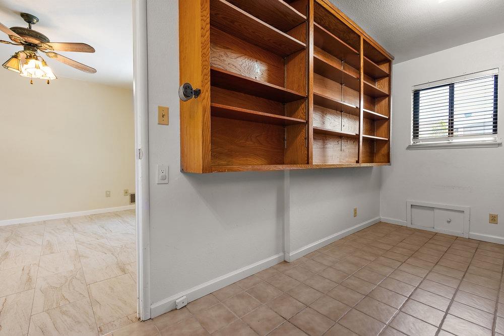 Detail Gallery Image 17 of 35 For 10334 Doyle Way, Rancho Cordova,  CA 95670 - 3 Beds | 2 Baths