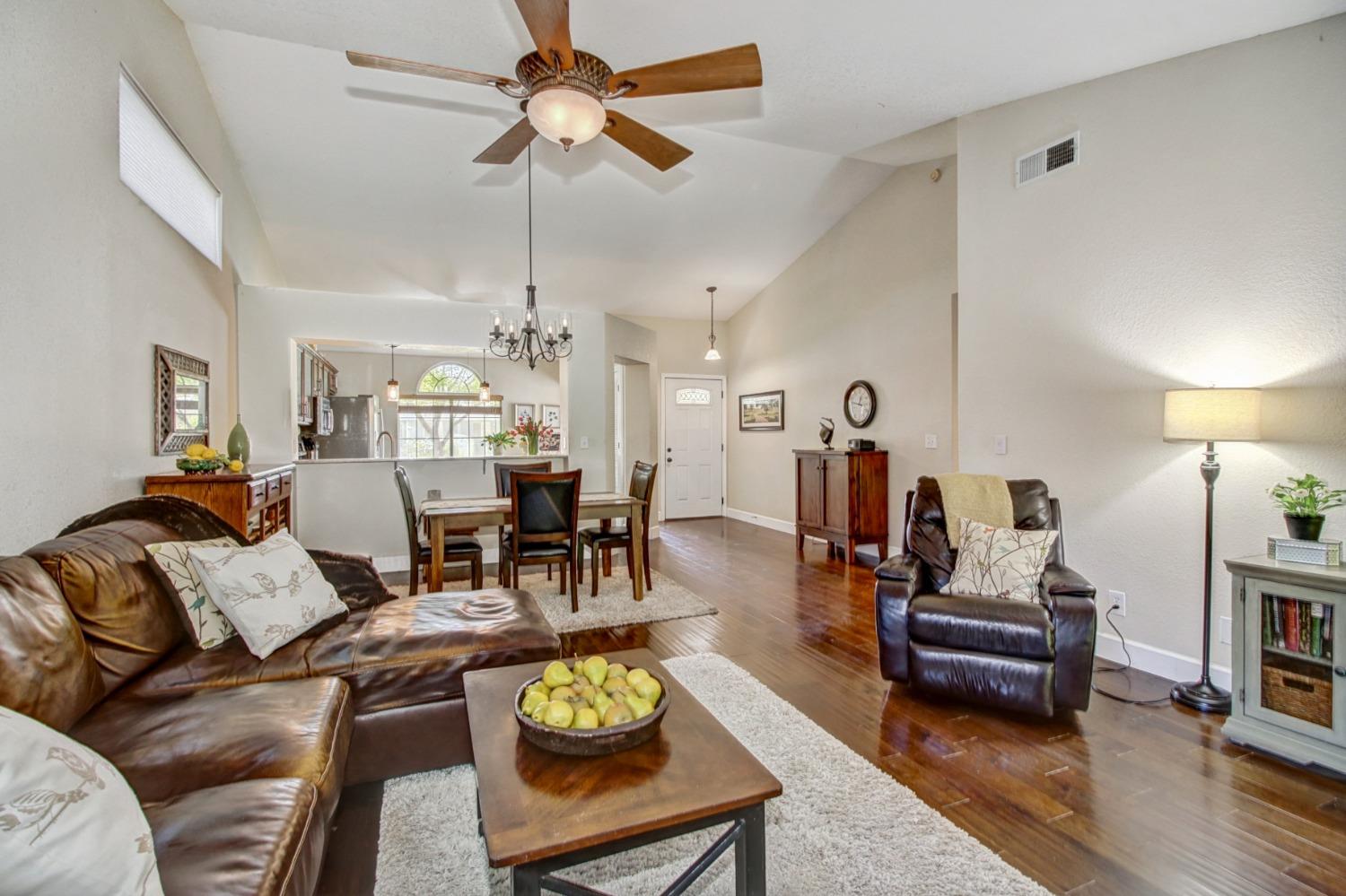 Detail Gallery Image 10 of 50 For 1531 Hazel Ave, Yuba City,  CA 95993 - 3 Beds | 2 Baths