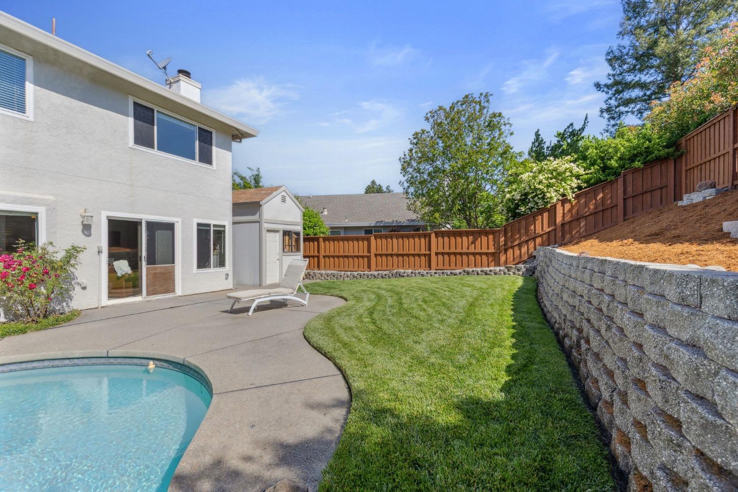 Detail Gallery Image 23 of 40 For 1535 E Colonial Pkwy #E,  Roseville,  CA 95661 - 4 Beds | 2/1 Baths