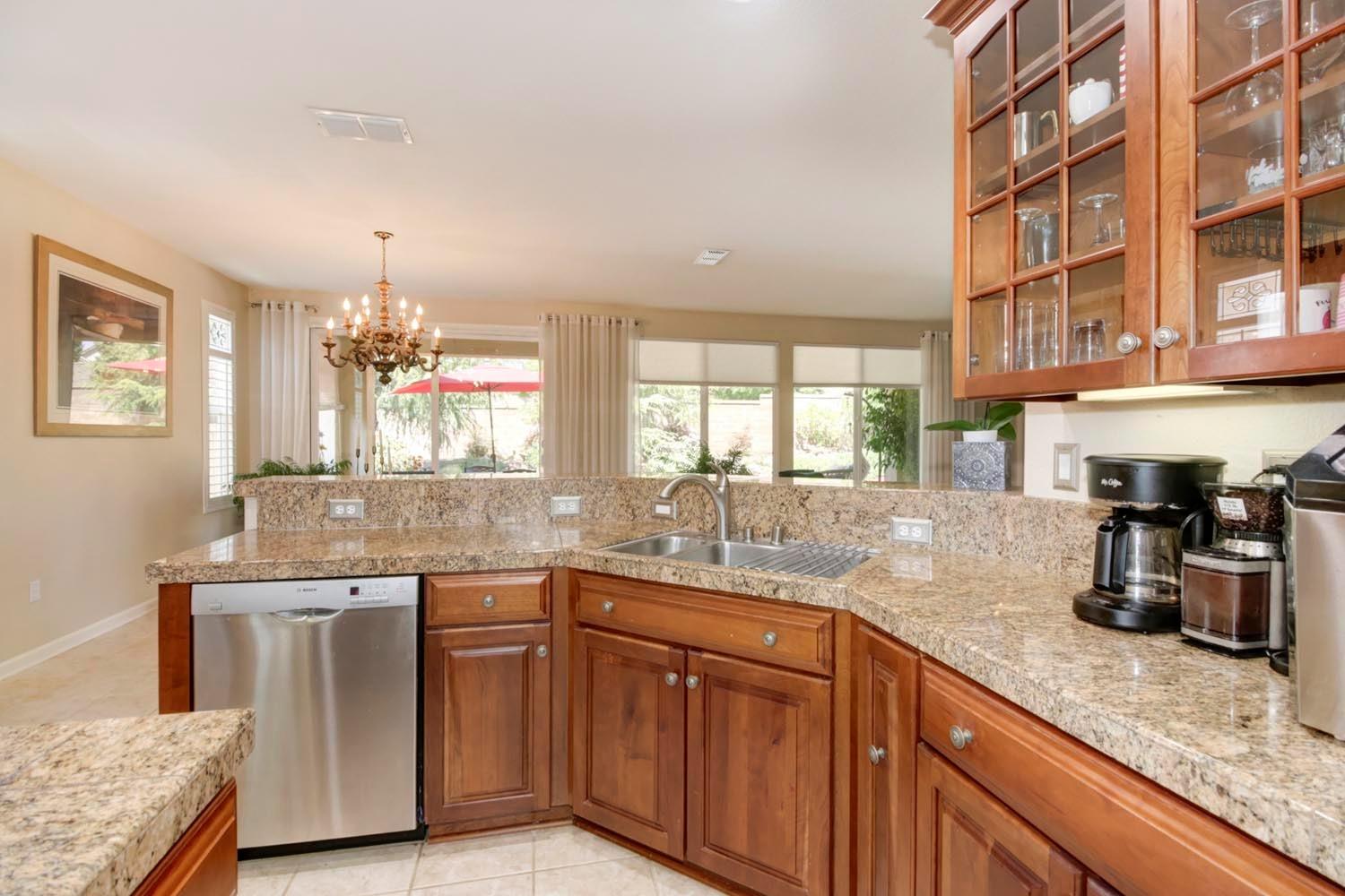 Detail Gallery Image 18 of 44 For 1960 Viola View Ct, Lincoln,  CA 95648 - 2 Beds | 2 Baths