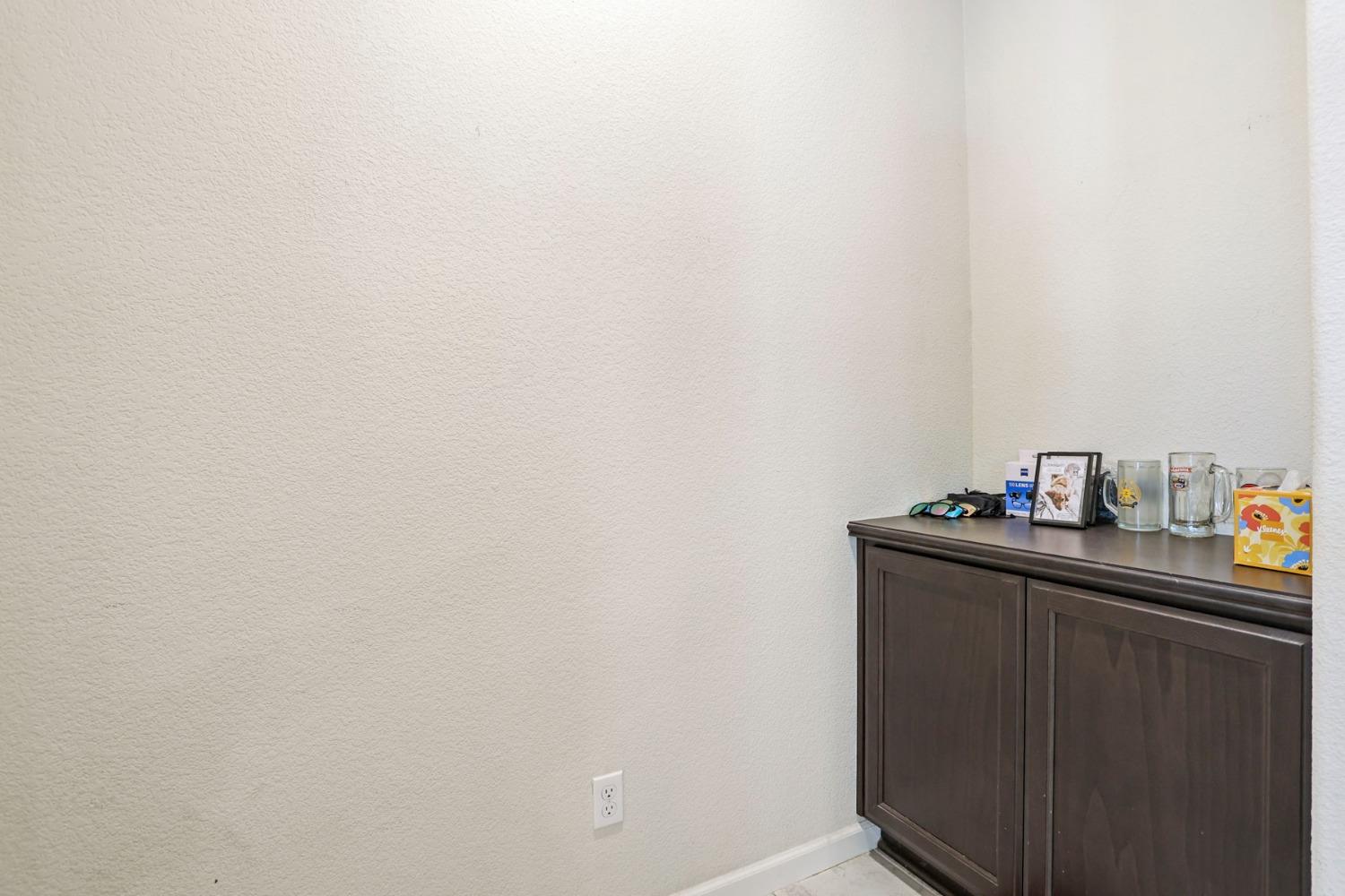 Detail Gallery Image 24 of 41 For 13311 Fountain Dr, Waterford,  CA 95386 - 3 Beds | 2 Baths