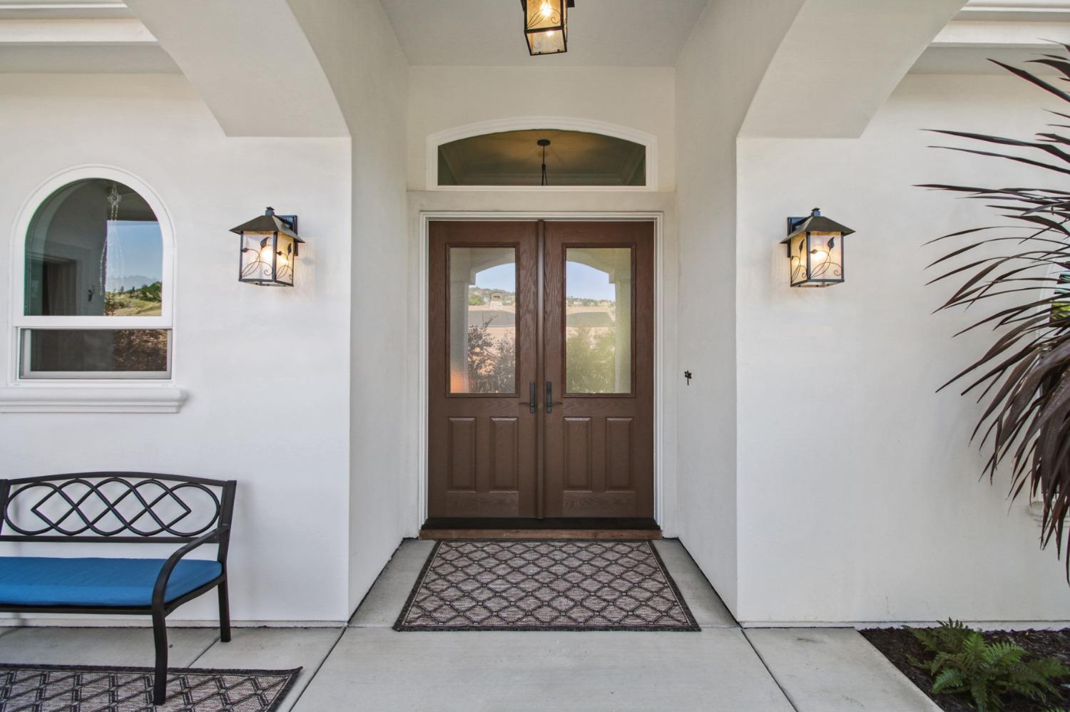 Detail Gallery Image 5 of 36 For 683 Russell Dr, Folsom,  CA 95630 - 3 Beds | 3 Baths