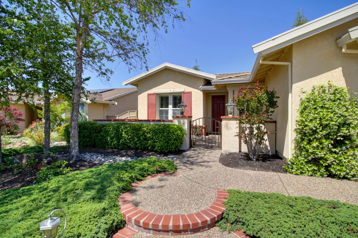 Detail Gallery Image 2 of 44 For 1960 Viola View Ct, Lincoln,  CA 95648 - 2 Beds | 2 Baths