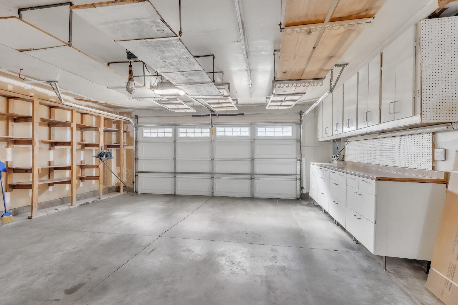 Detail Gallery Image 24 of 34 For 51 Angel Island Circle, Sacramento,  CA 95831 - 4 Beds | 2/1 Baths