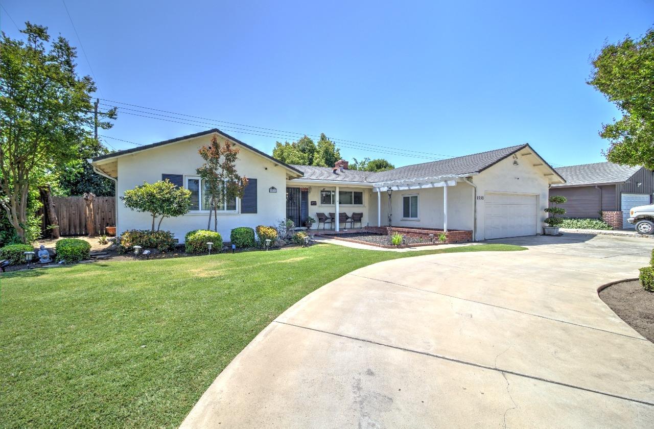 Detail Gallery Image 1 of 40 For 2252 W Benjamin Holt Dr, Stockton,  CA 95207 - 3 Beds | 2 Baths