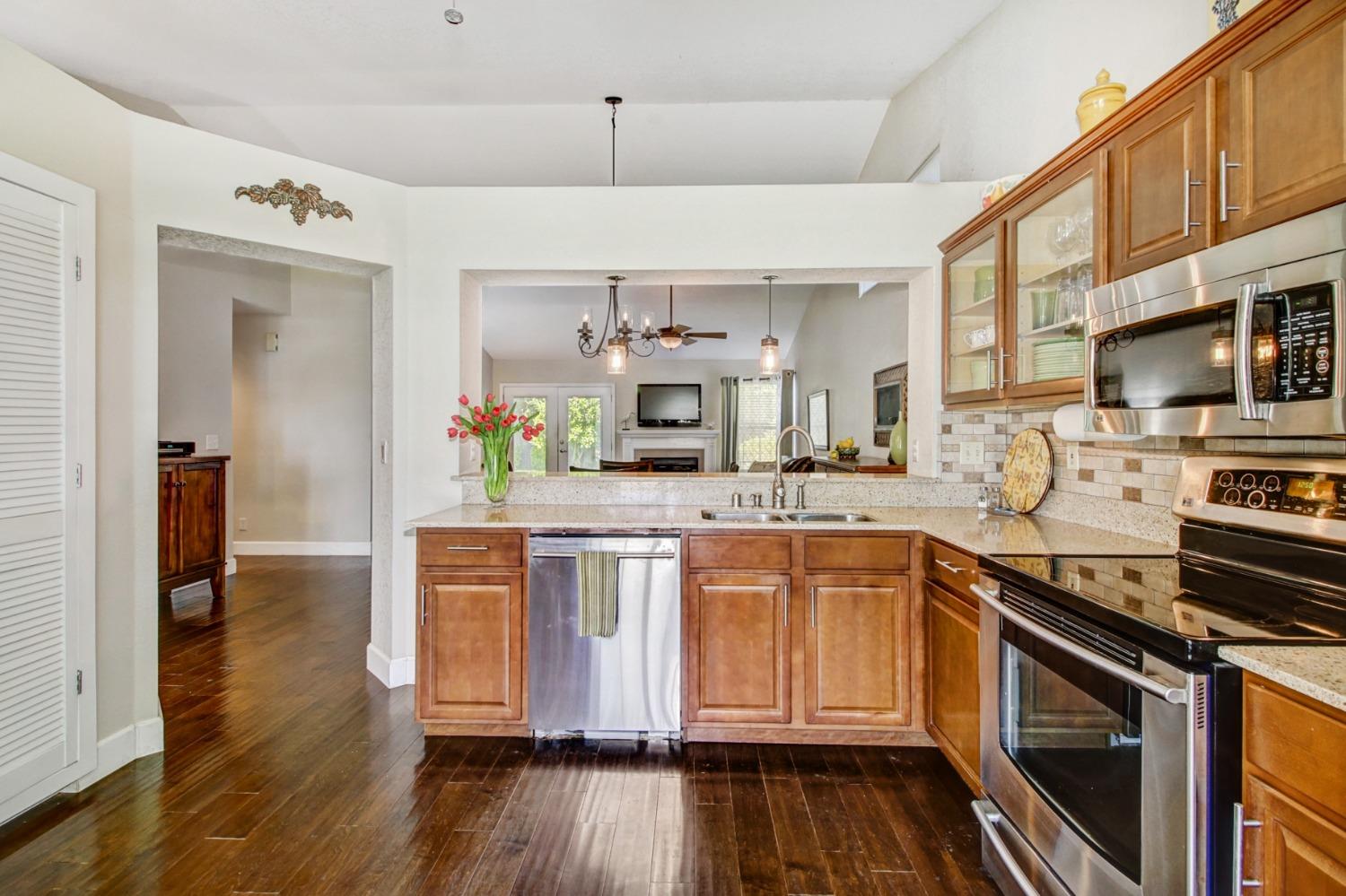 Detail Gallery Image 22 of 50 For 1531 Hazel Ave, Yuba City,  CA 95993 - 3 Beds | 2 Baths