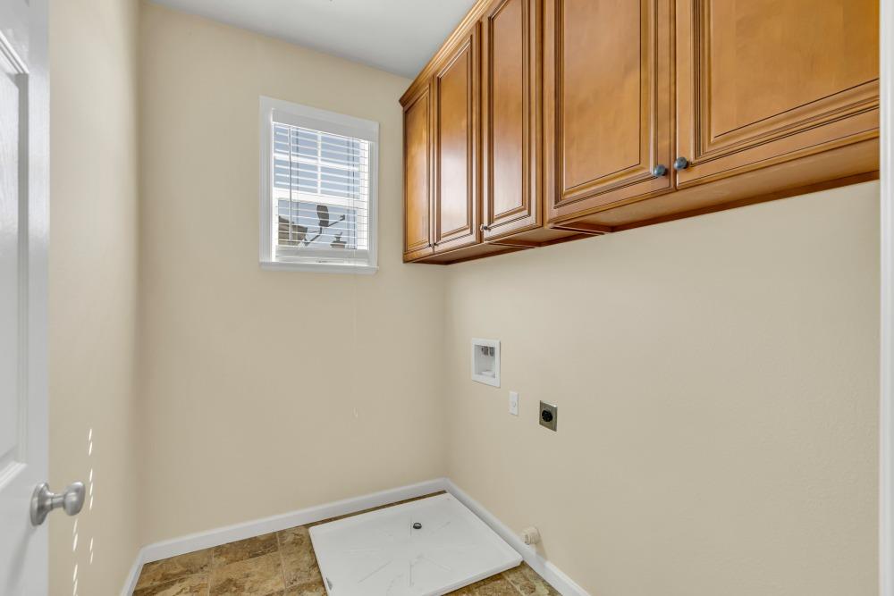 Detail Gallery Image 31 of 51 For 7885 Monaldo Walk, Sacramento,  CA 95823 - 3 Beds | 2/1 Baths