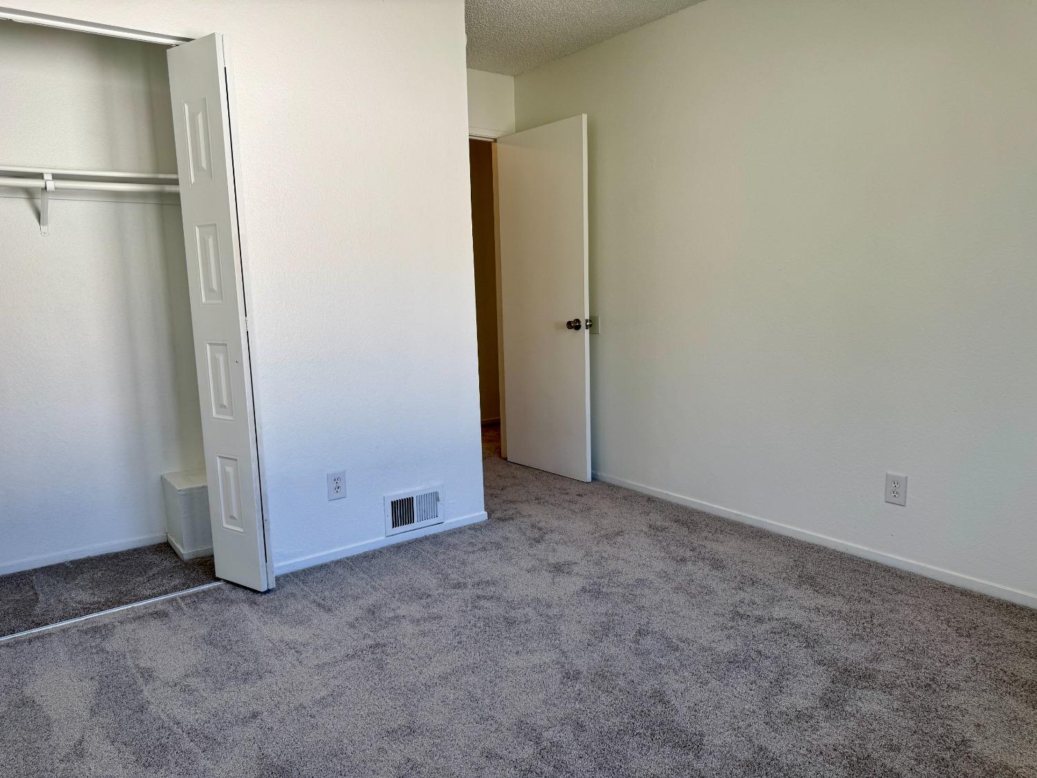 Detail Gallery Image 19 of 53 For 4742 Greenholme Dr #3,  Sacramento,  CA 95842 - 2 Beds | 1 Baths