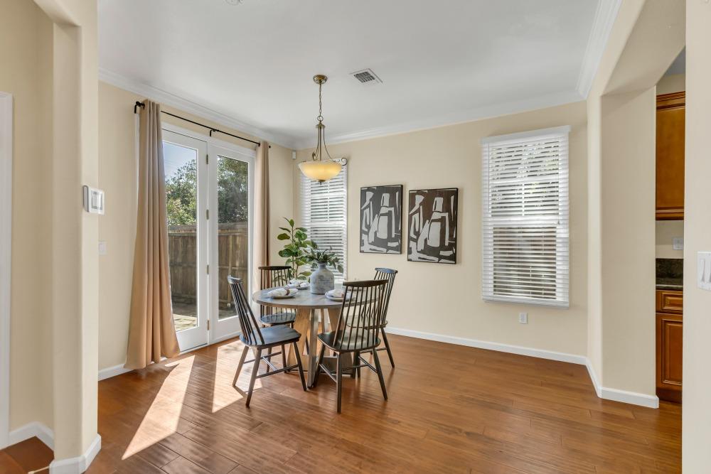 Detail Gallery Image 10 of 51 For 7885 Monaldo Walk, Sacramento,  CA 95823 - 3 Beds | 2/1 Baths