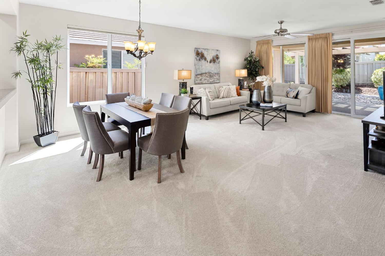 Detail Gallery Image 20 of 42 For 1239 Hawthorne Ln, Lincoln,  CA 95648 - 2 Beds | 2 Baths