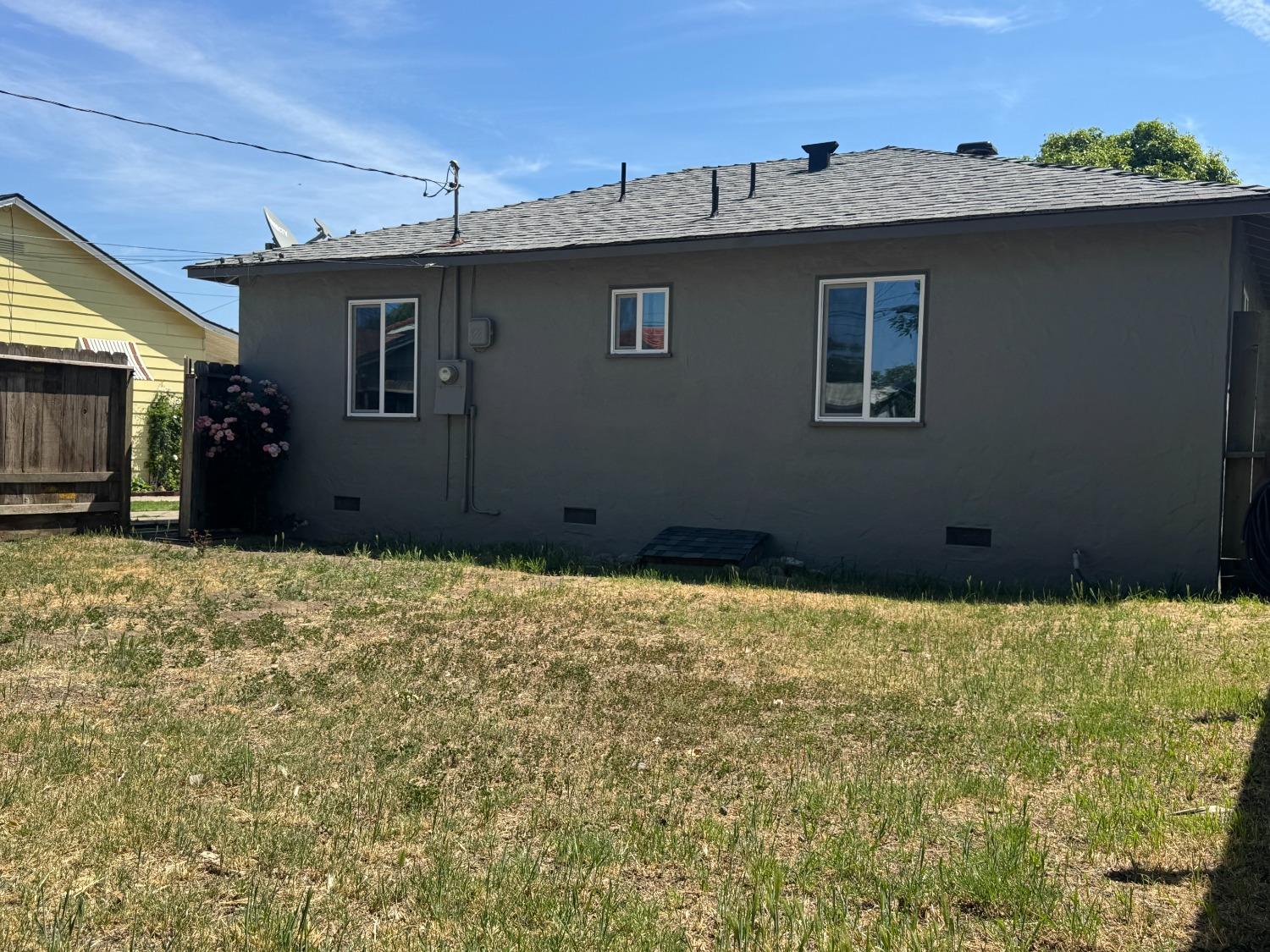 Detail Gallery Image 20 of 22 For 1243 4th St, Los Banos,  CA 93635 - 2 Beds | 1/1 Baths