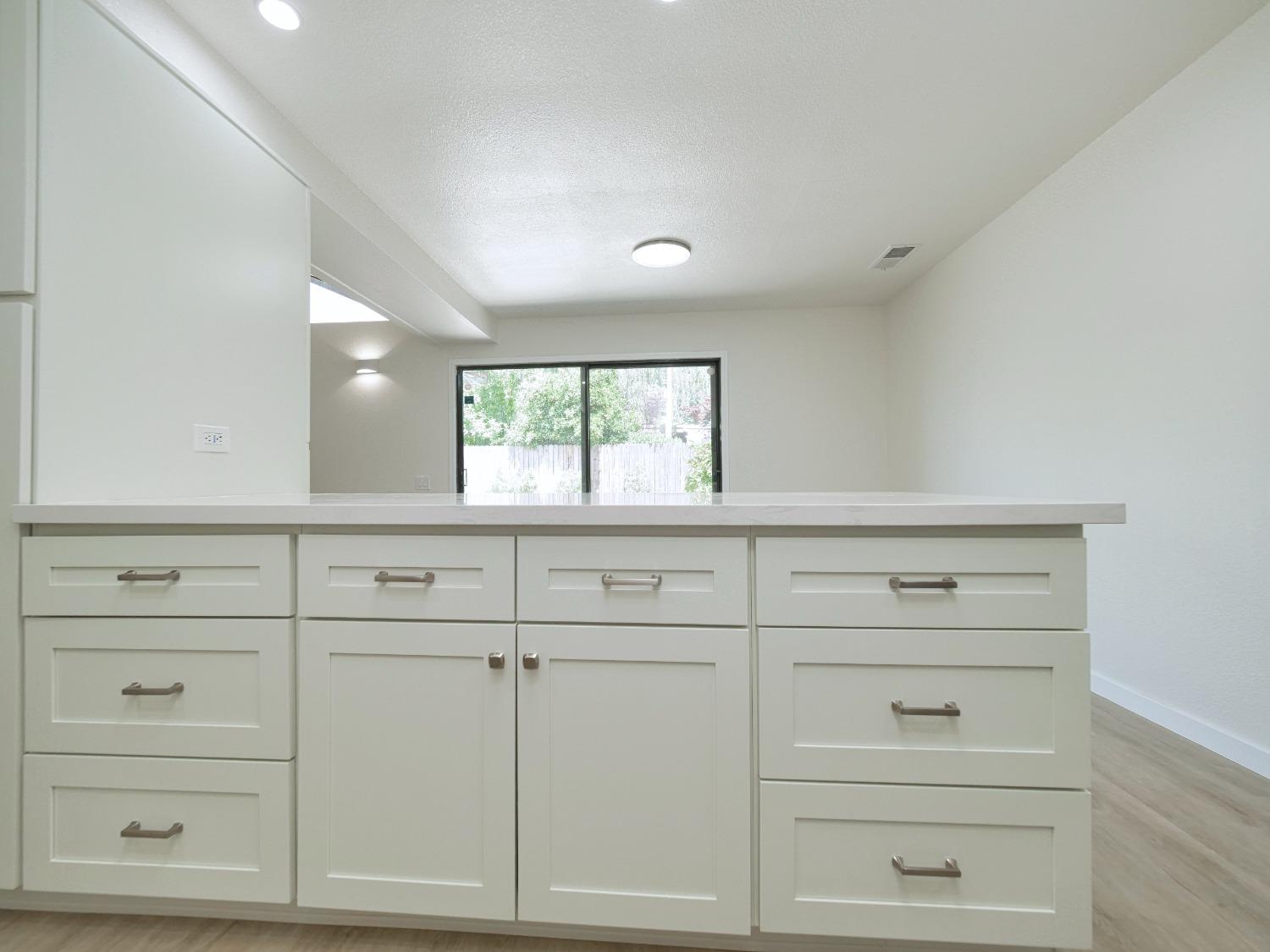 Detail Gallery Image 25 of 52 For 14 Blue Heron Ct, Sacramento,  CA 95833 - 2 Beds | 2 Baths