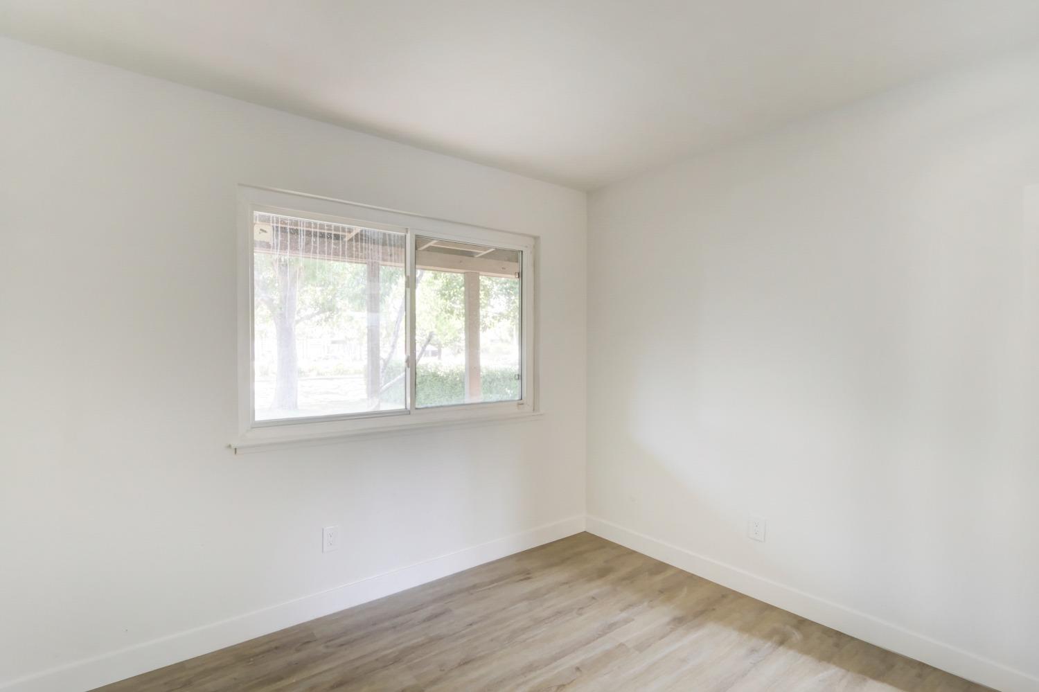 Detail Gallery Image 29 of 41 For 7915 Center Pkwy, Sacramento,  CA 95823 - 3 Beds | 1/1 Baths