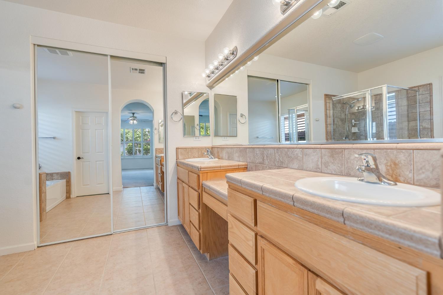 Detail Gallery Image 50 of 77 For 2080 Maximillian Ct, Los Banos,  CA 93635 - 4 Beds | 2/1 Baths