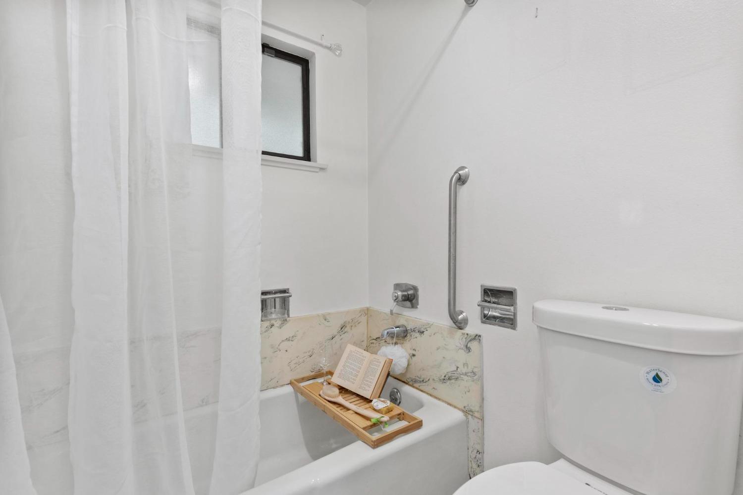 Detail Gallery Image 25 of 42 For 1056 Parkhill St, Colusa,  CA 95932 - 4 Beds | 2/1 Baths