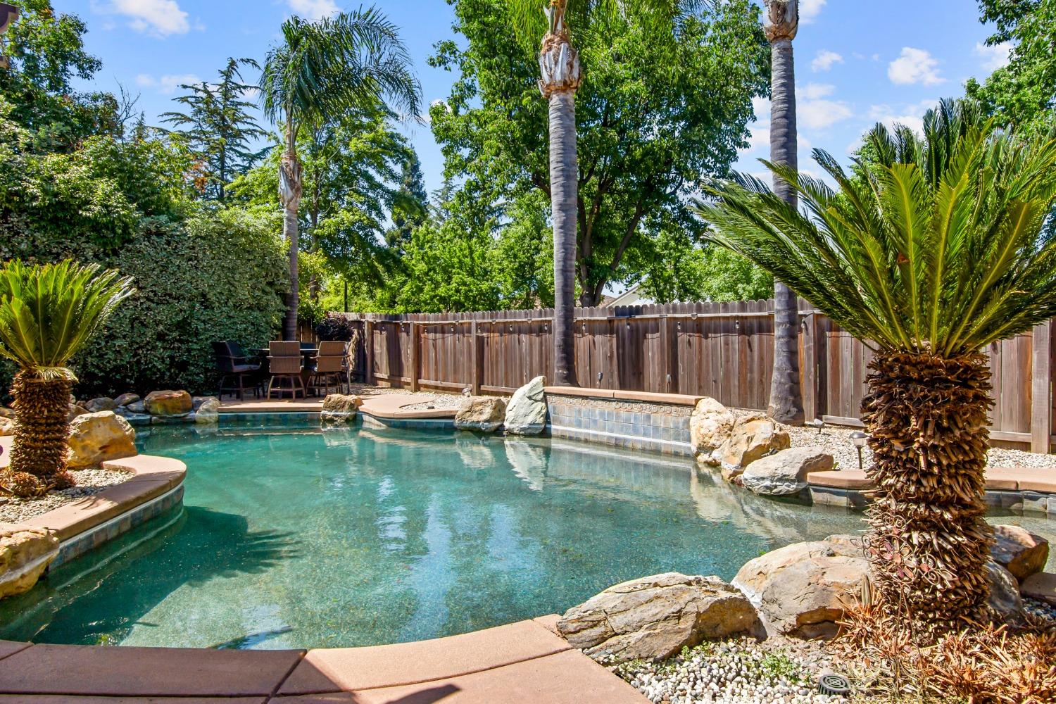 Detail Gallery Image 39 of 47 For 2566 Parkcrest Way, Roseville,  CA 95747 - 3 Beds | 2/1 Baths