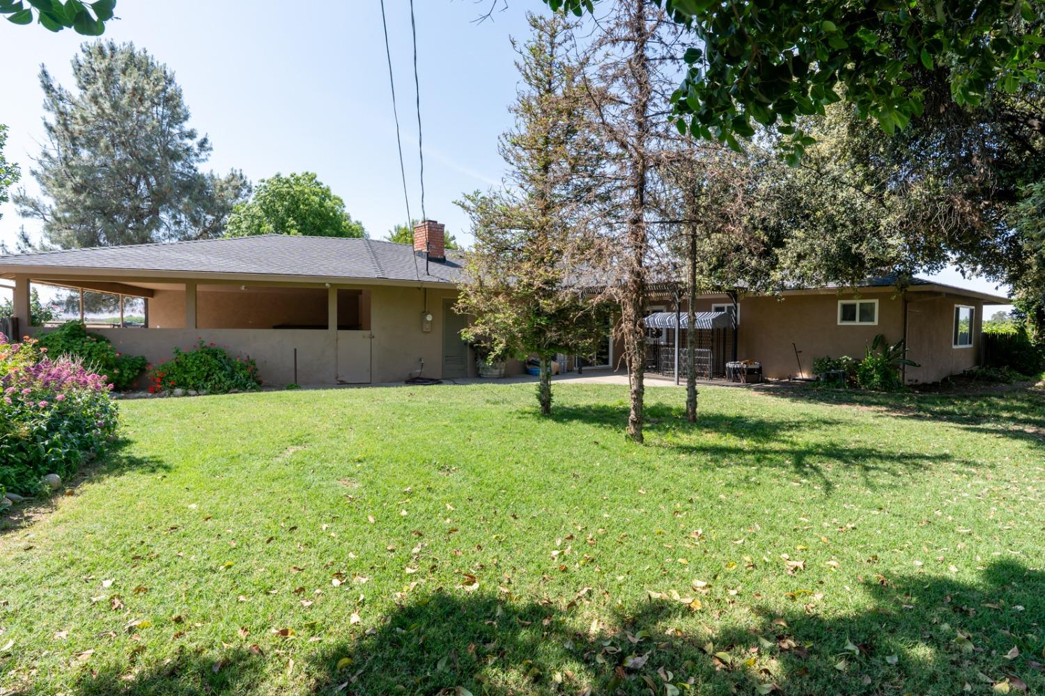 Detail Gallery Image 16 of 61 For 3789 State Highway 33, Gustine,  CA 95322 - 3 Beds | 2/1 Baths