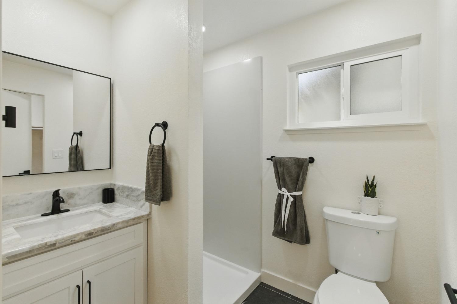 Detail Gallery Image 43 of 70 For 2237 Edwards St, Marysville,  CA 95901 - 4 Beds | 2/1 Baths