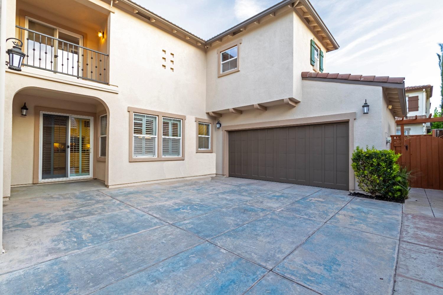 Detail Gallery Image 4 of 86 For 306 W Conejo Ave, Mountain House,  CA 95391 - 5 Beds | 4 Baths