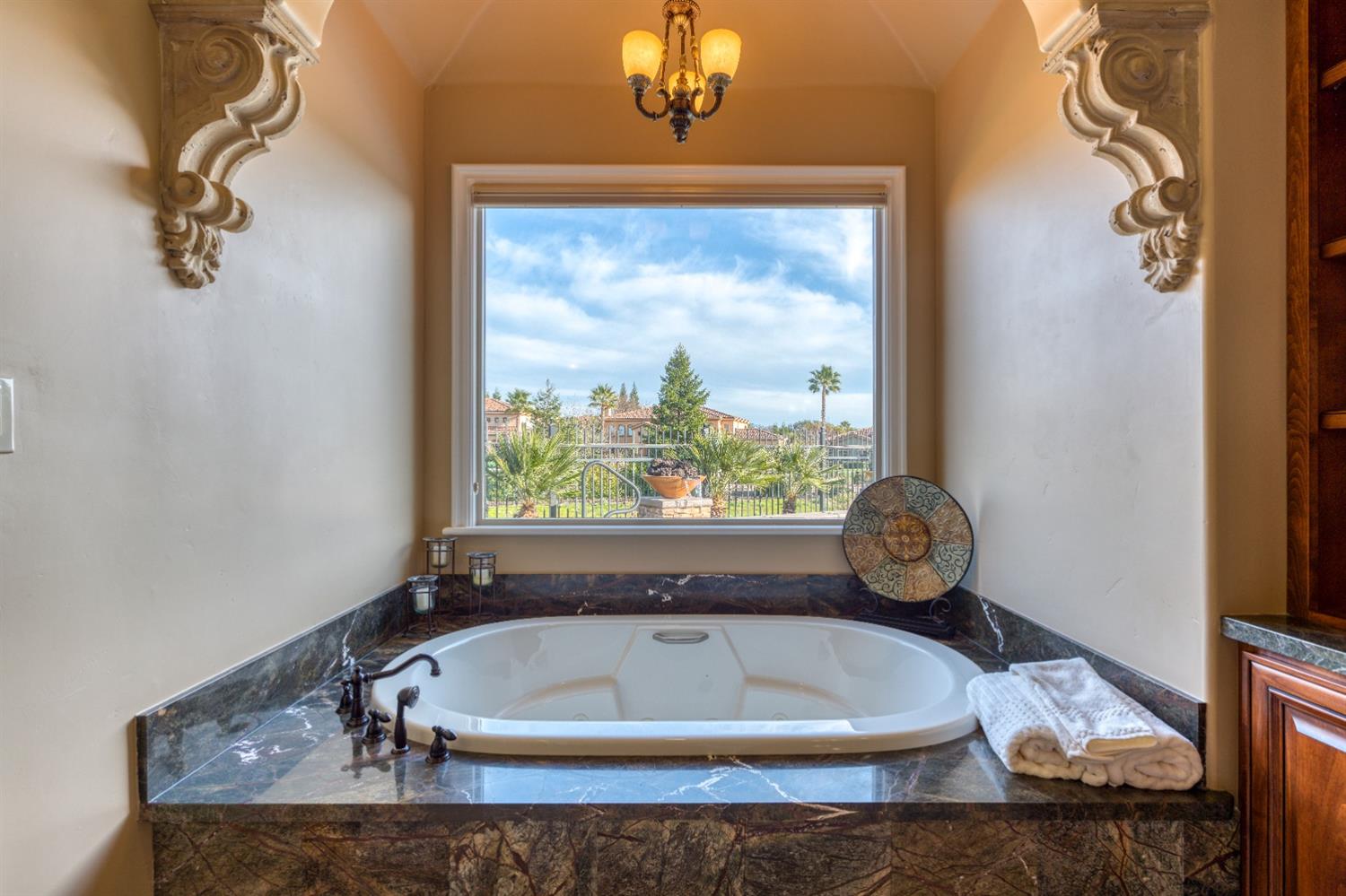 Detail Gallery Image 61 of 80 For 8618 Hawkstone Ct, Roseville,  CA 95747 - 4 Beds | 4/1 Baths