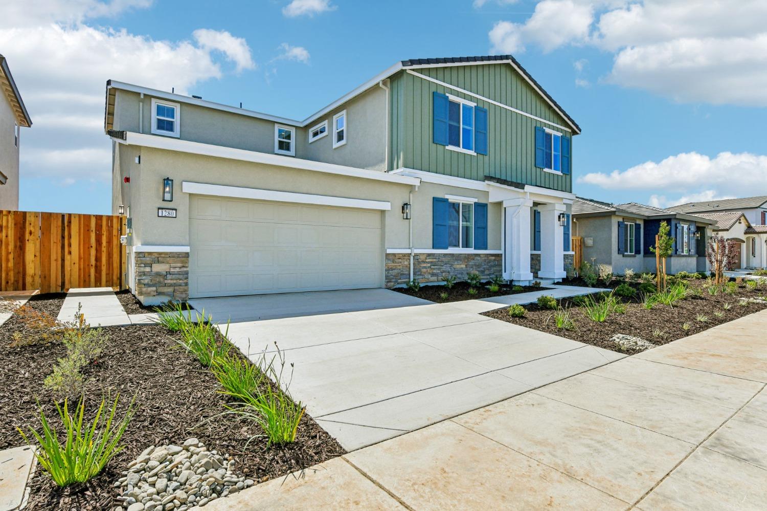 Detail Gallery Image 2 of 38 For 1280 Bastion Ave, Galt,  CA 95632 - 4 Beds | 3 Baths