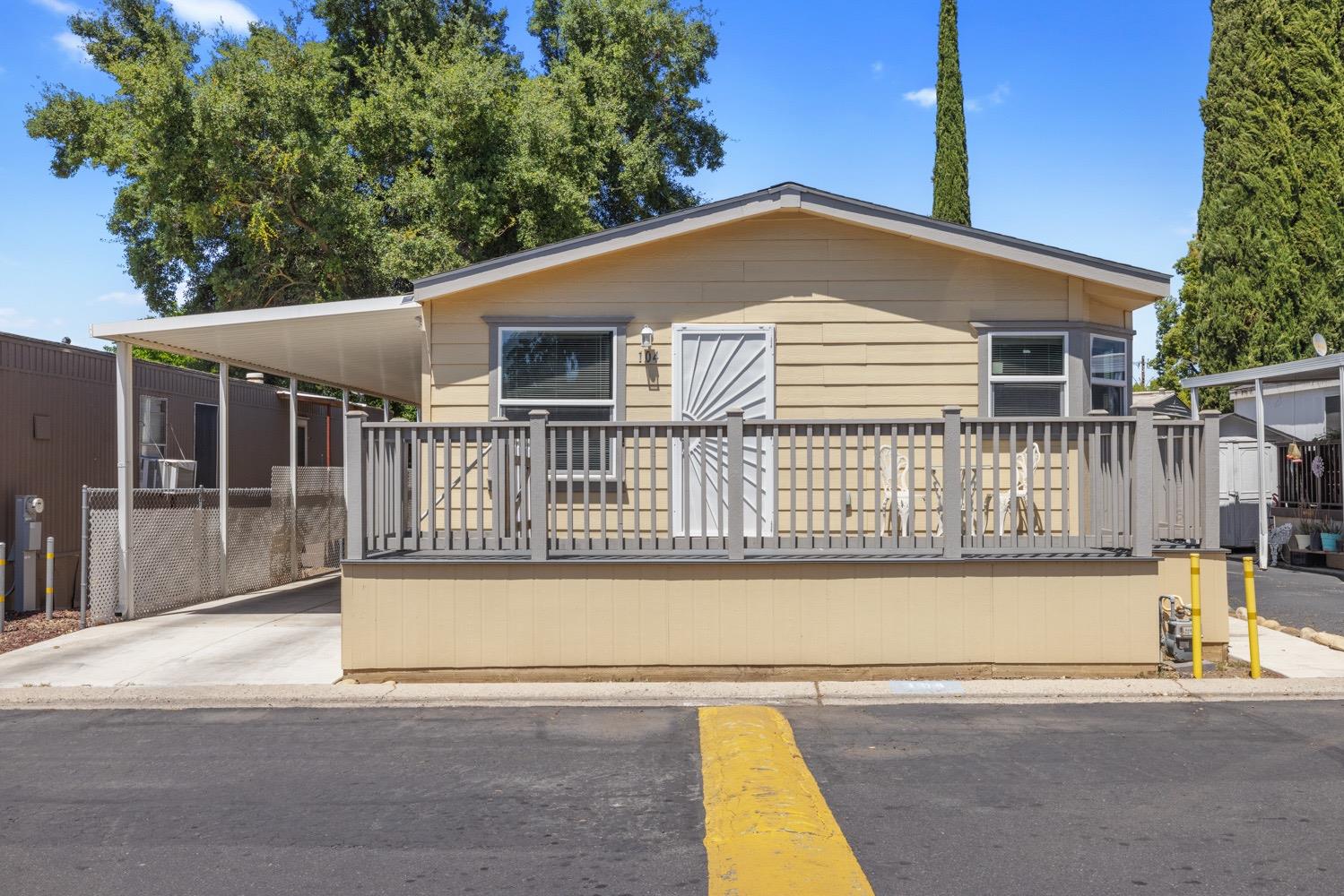 Detail Gallery Image 1 of 32 For 900 Old Stockton Rd 104, Oakdale,  CA 95361 - 3 Beds | 2 Baths
