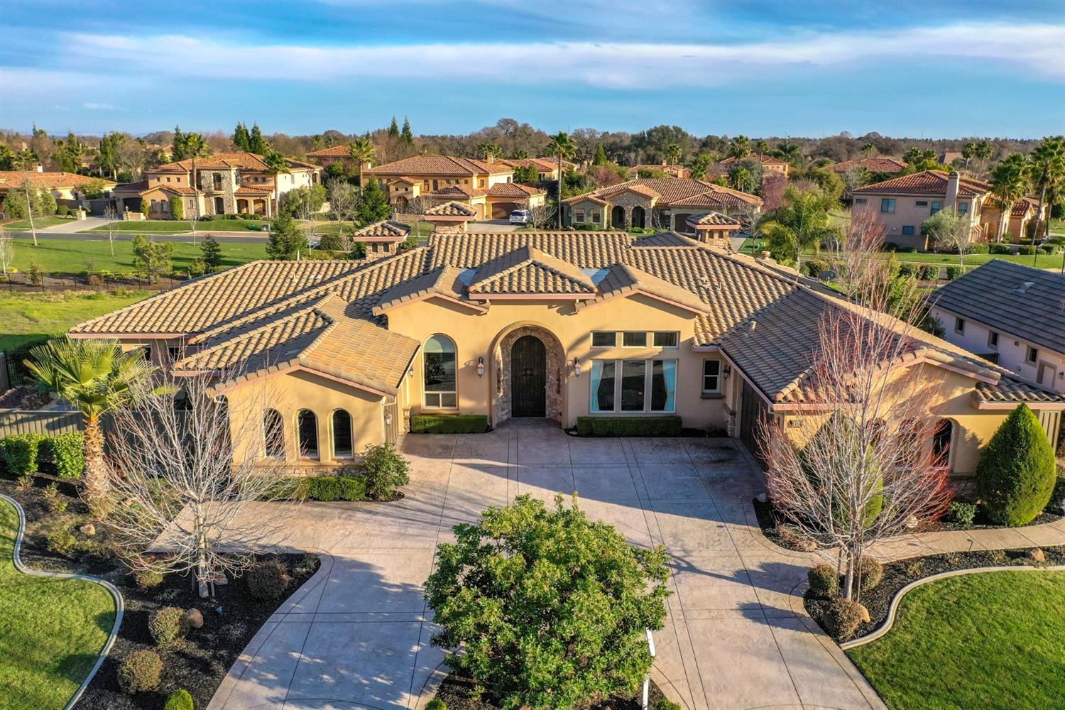 Detail Gallery Image 39 of 80 For 8618 Hawkstone Ct, Roseville,  CA 95747 - 4 Beds | 4/1 Baths