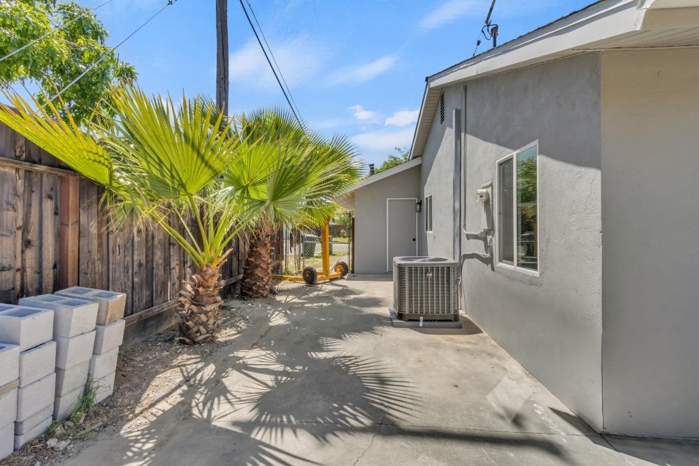 Detail Gallery Image 39 of 52 For 3627 Mc Cain Way, North Highlands,  CA 95660 - 3 Beds | 2 Baths