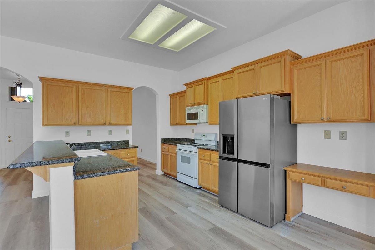 Detail Gallery Image 11 of 46 For 9668 Harvest View Way, Sacramento,  CA 95827 - 3 Beds | 2 Baths